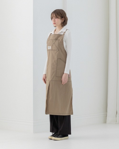 (UNISEX)포켓 스티치 POCKET STITCH APRON [CAMEL BEIGE]