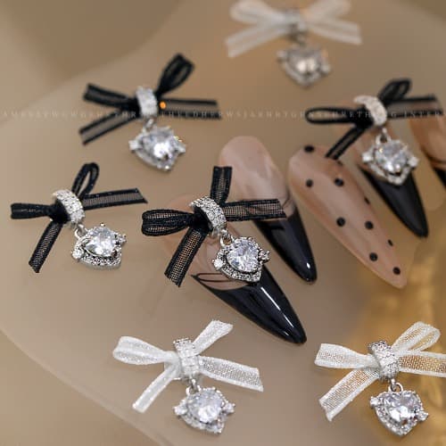 하트 큐빅 레이스 리본 파츠 발레코어 네일 1개입